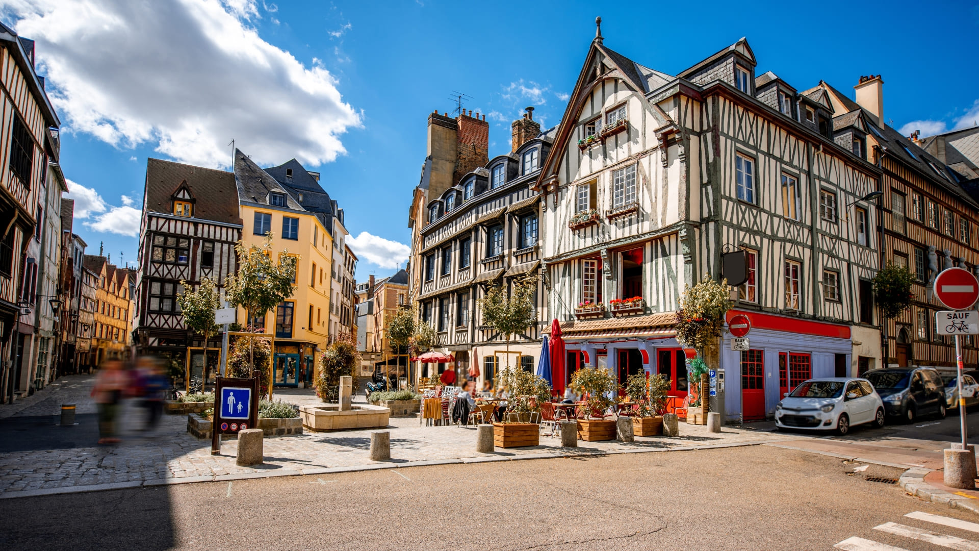 River cruise to Rouen 